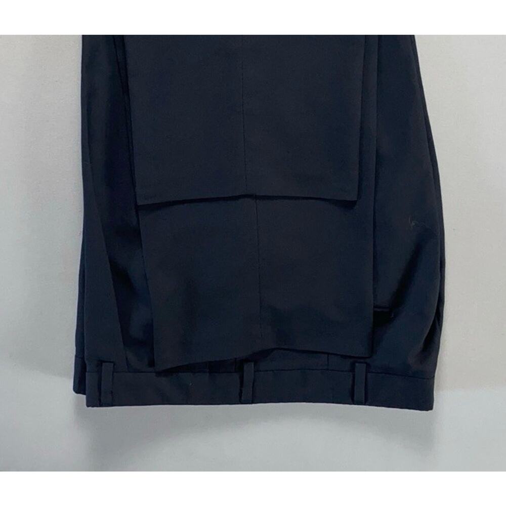 Levi's Travelers Vintage Pleated Washable Poly-Wool Dress Pants, Slacks. 36X29. - Picture 3 of 9
